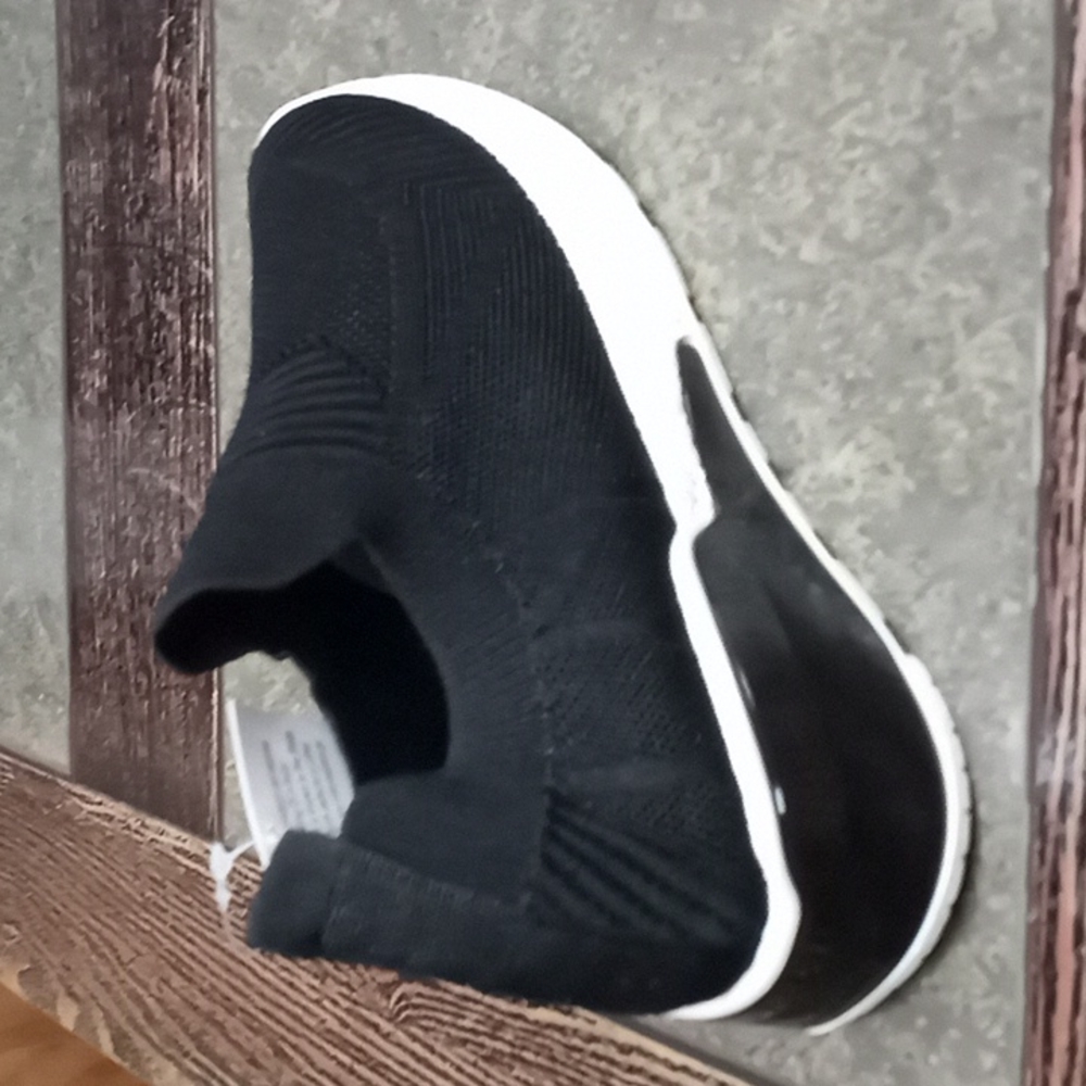 Black sparkle tennis shoes Womens